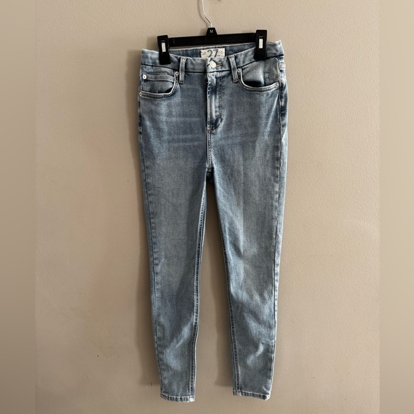 We The Free Light Blue Skinny Jeans - Picture 1 of 4